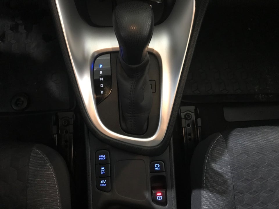 Toyota Yaris 1,5 Hybrid H3 Smart e-CVT 5d