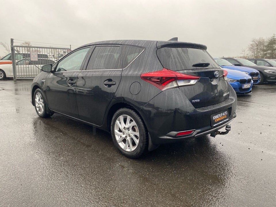 Toyota Auris 1,8 Hybrid H2 Comfort CVT 5d