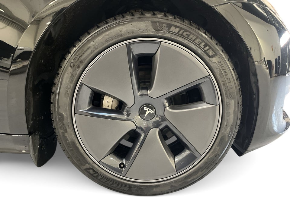 Tesla Model 3 RWD 4d