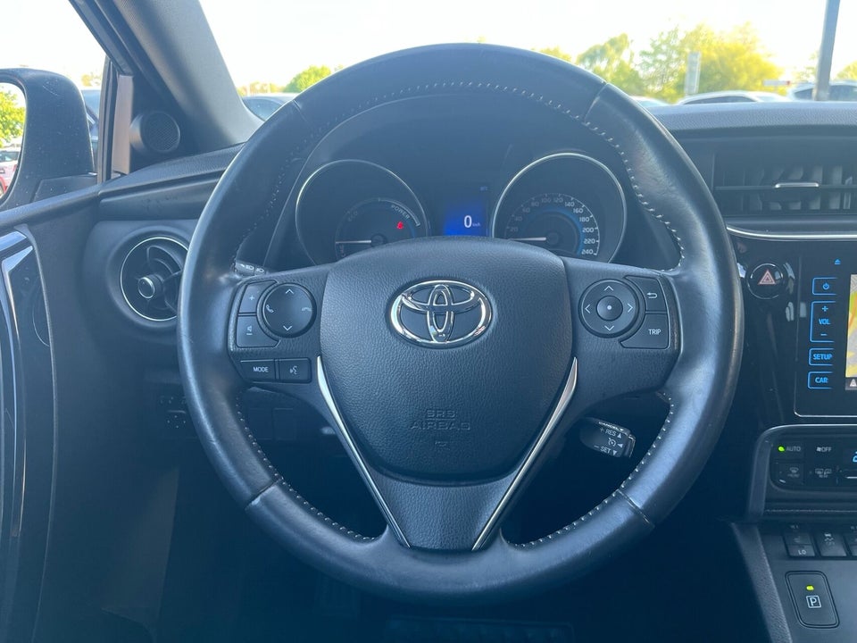 Toyota Auris 1,8 Hybrid H2 Comfort Touring Sports CVT 5d