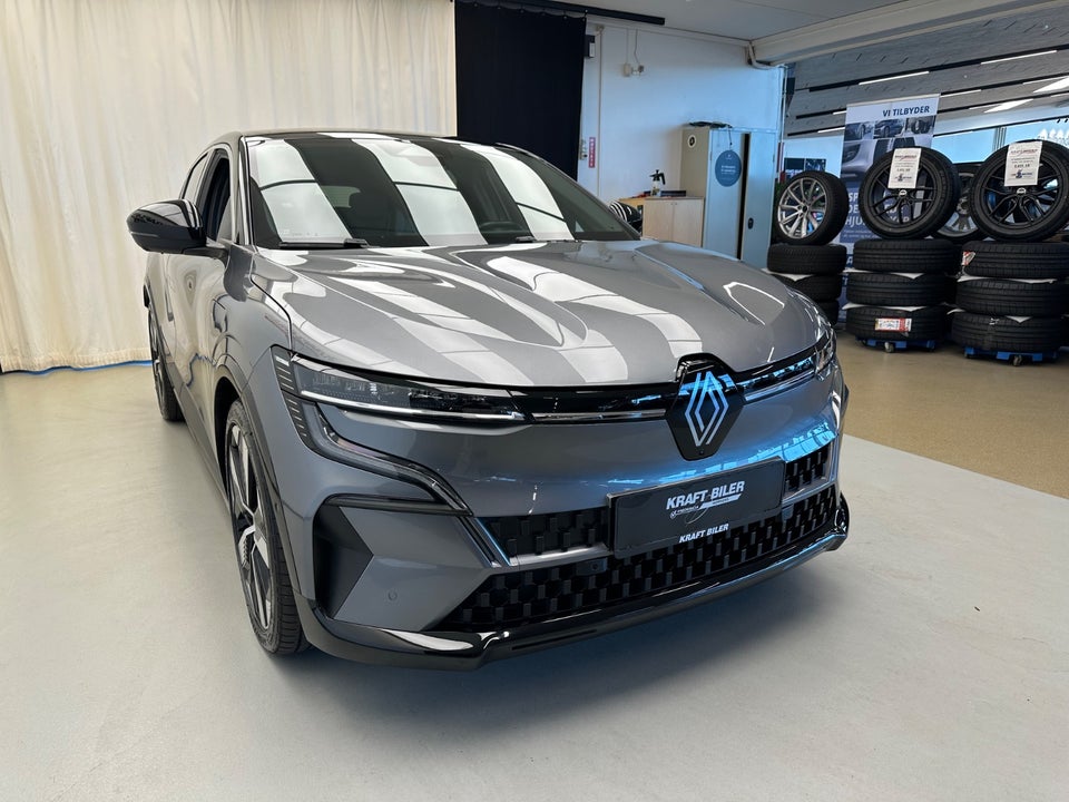Renault Megane E-Tech 60 Techno 5d