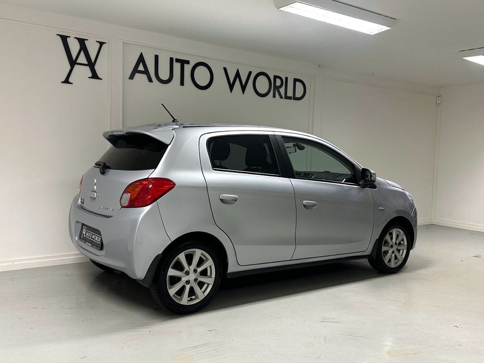 Mitsubishi Space Star 1,2 Intense CVT 5d