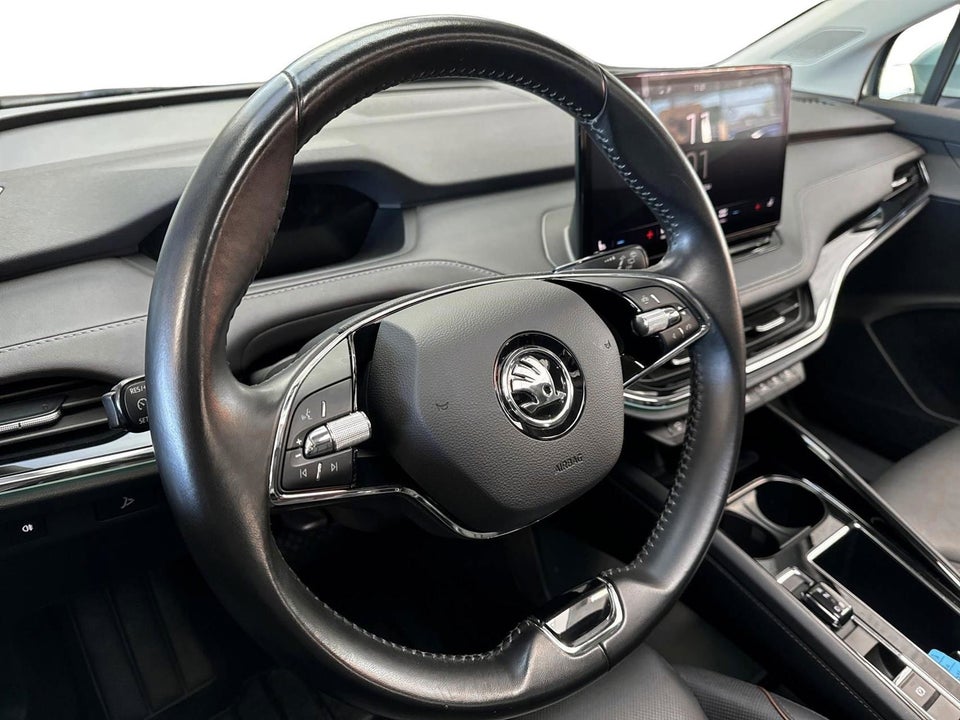 Skoda Enyaq 60 iV Suite 5d