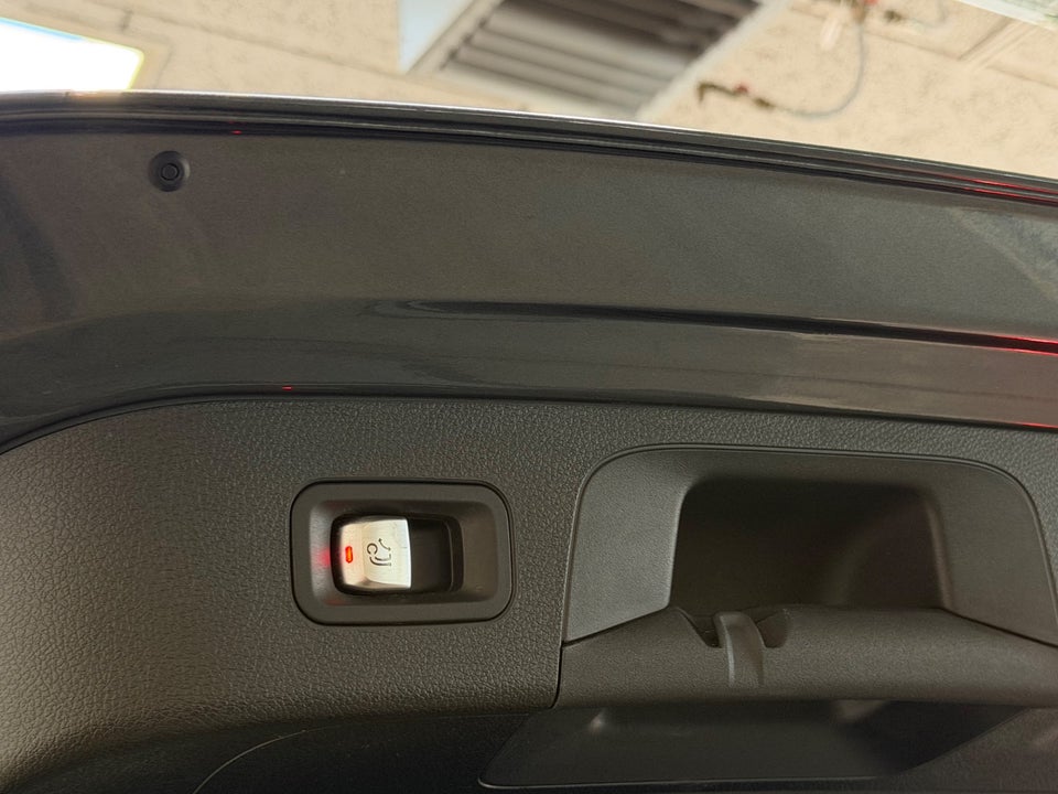 Mercedes EQC400 AMG Line 4Matic 5d