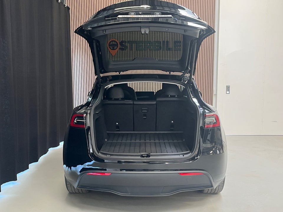 Tesla Model Y Long Range RWD 5d