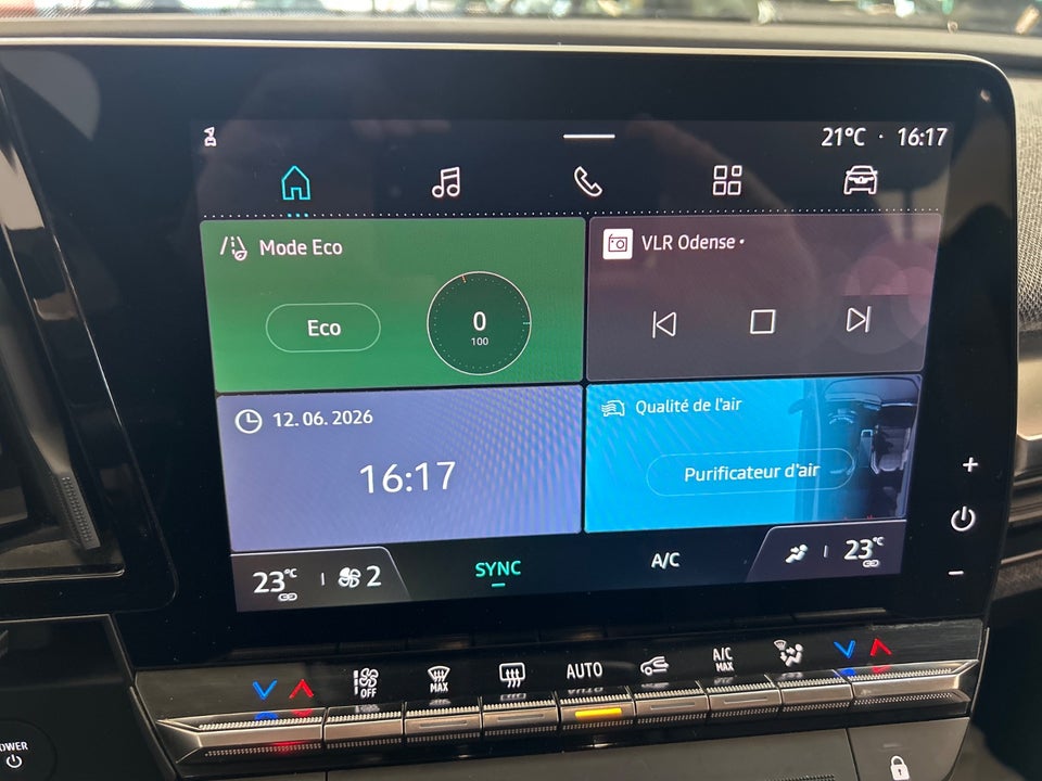 Renault Megane E-Tech 40 Equilibre 5d