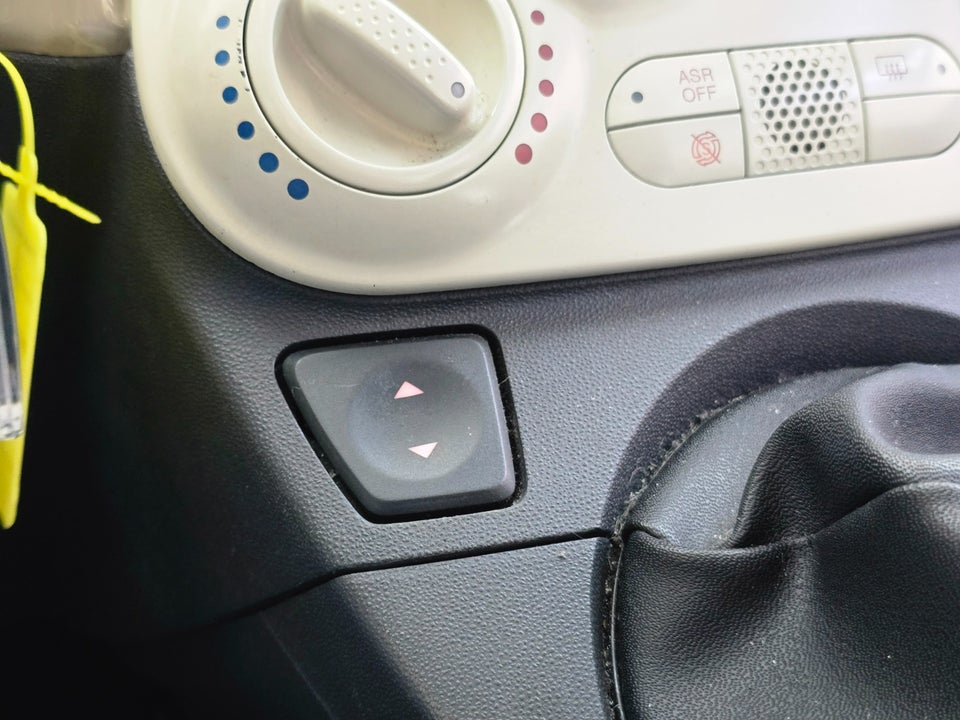 Fiat 500 1,2 Lounge 3d