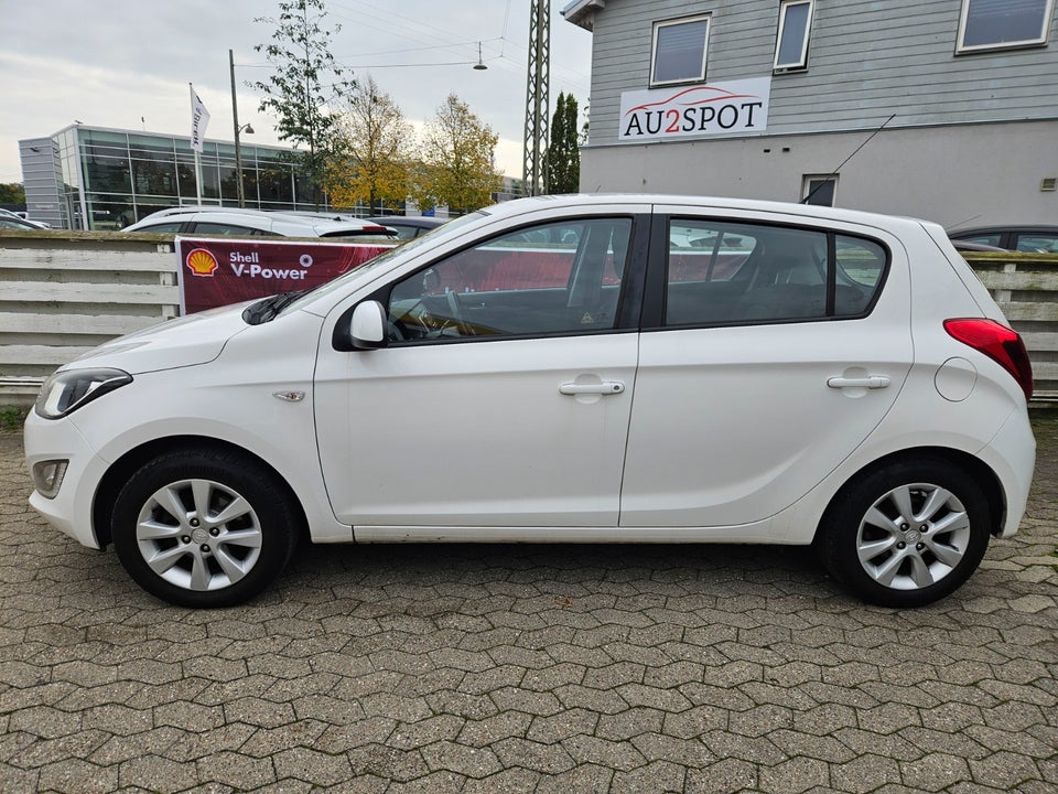 Hyundai i20 1,25 Classic XTR 5d