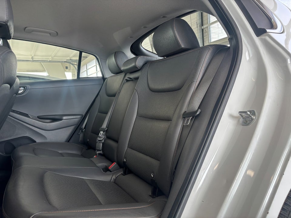 Hyundai Ioniq 30 EV Premium 5d