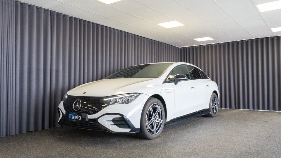 Mercedes EQE300 AMG Line 4d