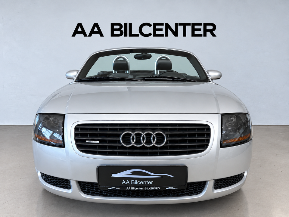 Audi TT 1,8 T 225 Roadster quattro 2d