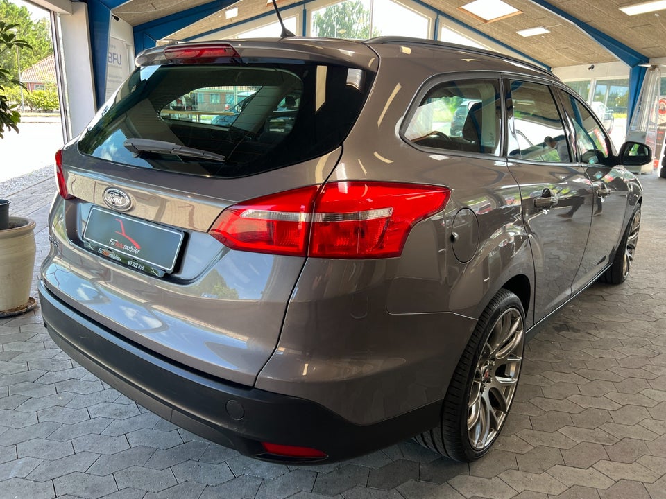 Ford Focus 1,0 SCTi 125 Business stc. aut. 5d