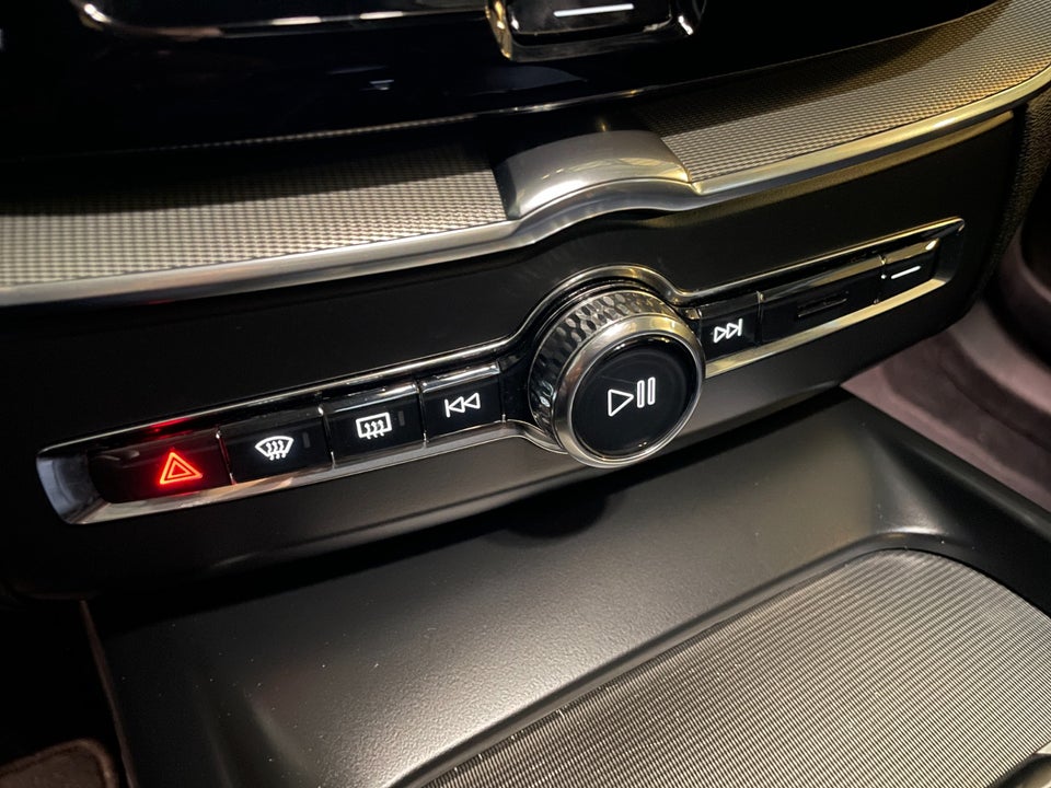 Volvo XC60 2,0 T6 ReCharge Ultimate Bright aut. AWD 5d