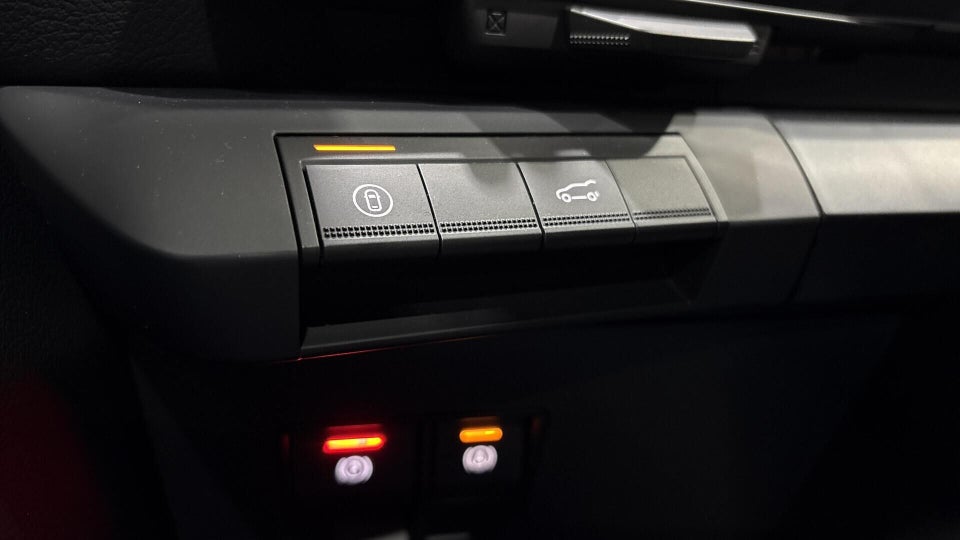 Renault Scenic E-Tech 87 Iconic 5d