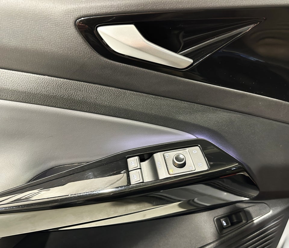 VW ID.4 52 Pure Performance 5d