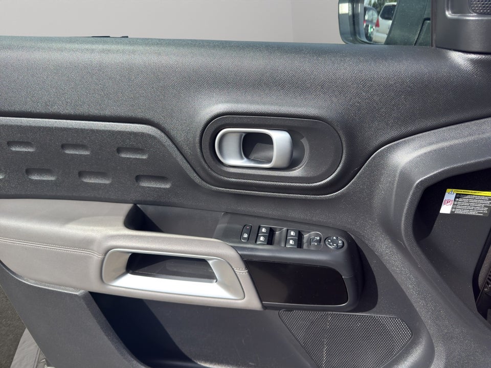Citroën C5 Aircross 1,6 Hybrid Feel EAT8 5d