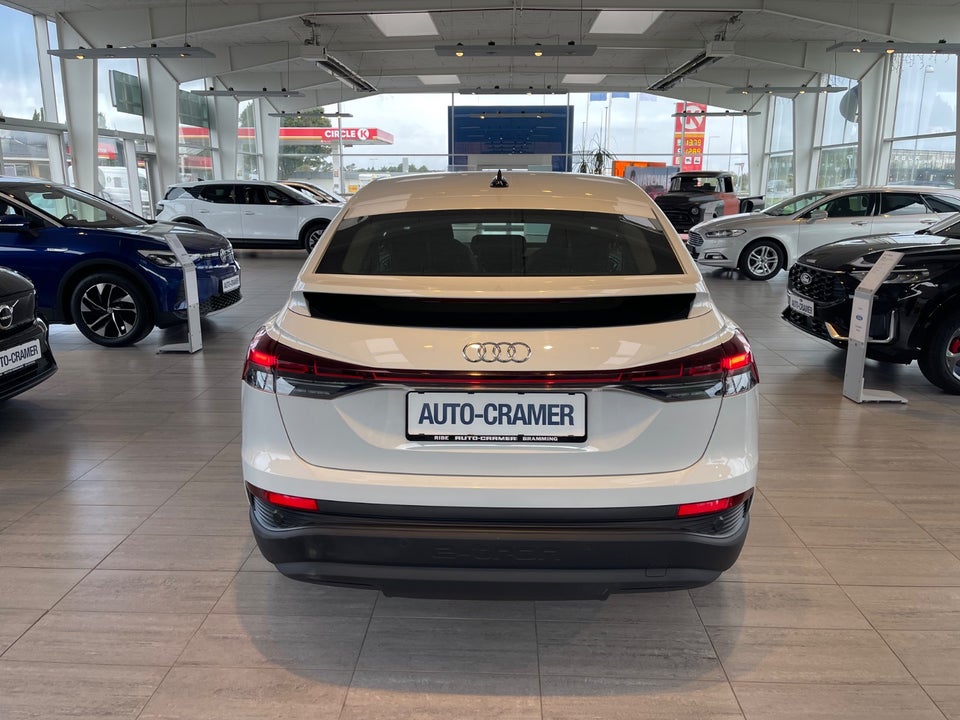 Audi Q4 e-tron 40 Advanced Sportback 5d