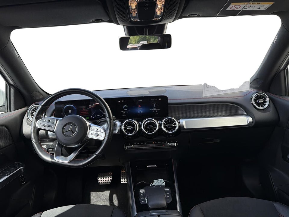 Mercedes EQB250 AMG Line 5d