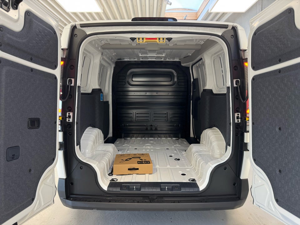 Kia PV5 71 Long Range Work