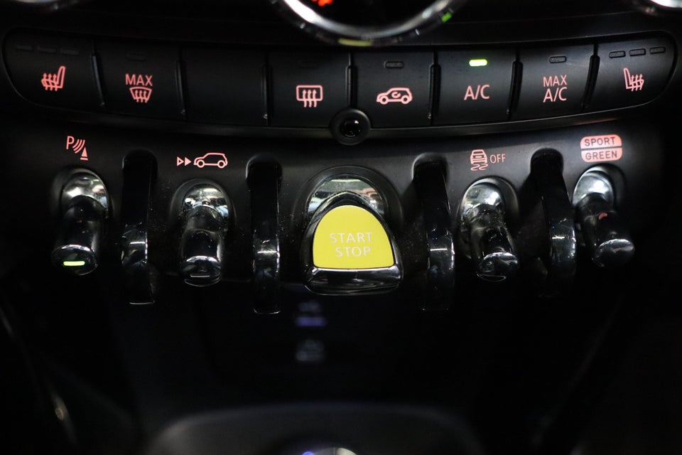 MINI Cooper SE Camden Edition 3d