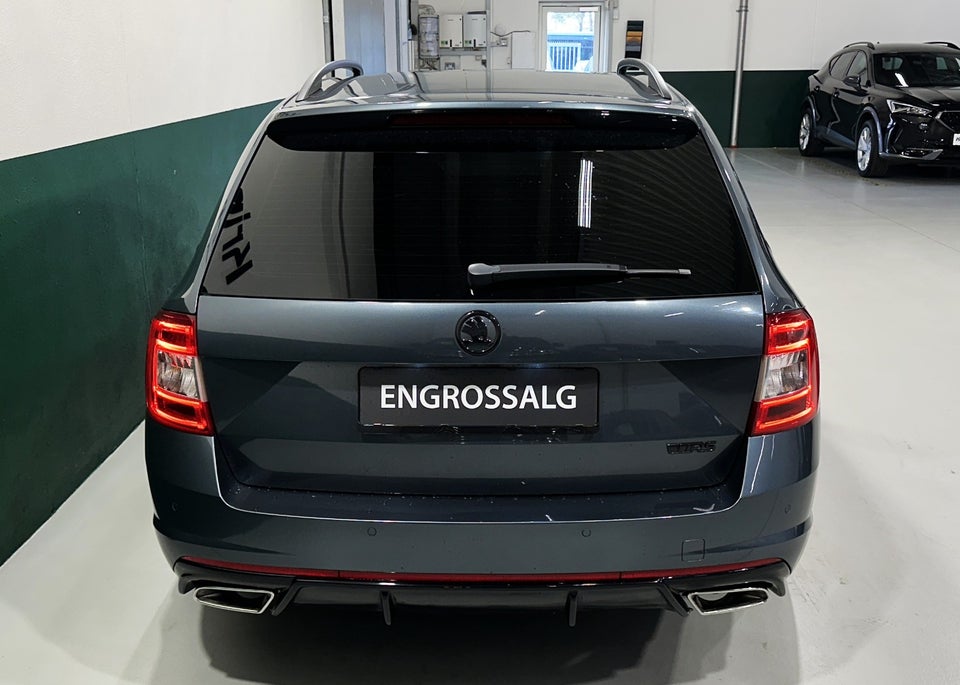 Skoda Octavia 2,0 TSi 220 RS Combi DSG 5d