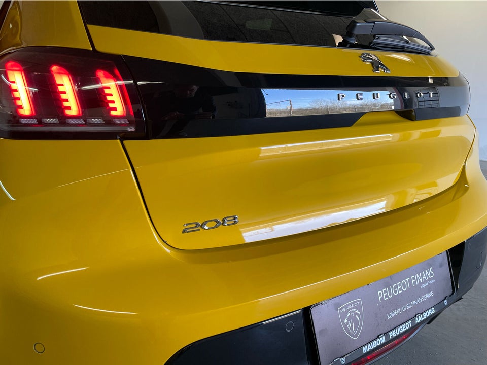 Peugeot 208 1,2 PureTech 100 Allure 5d