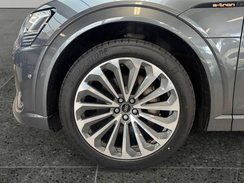 Audi e-tron 55 S-line Sportback quattro 5d