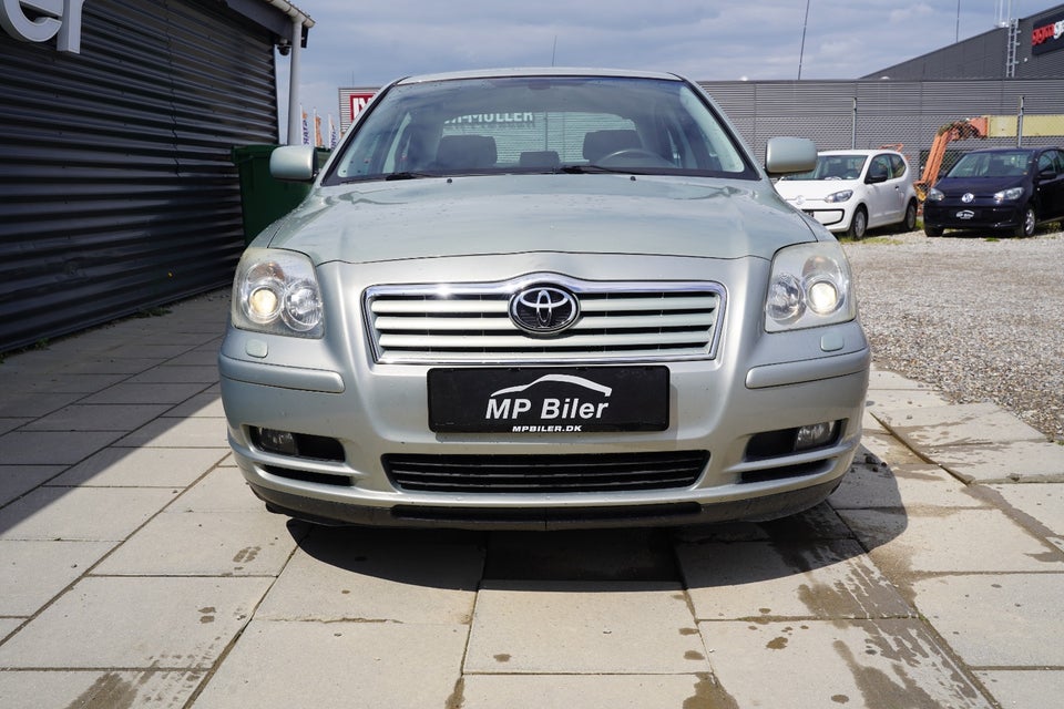 Toyota Avensis 1,8 VVT-i Sol 4d