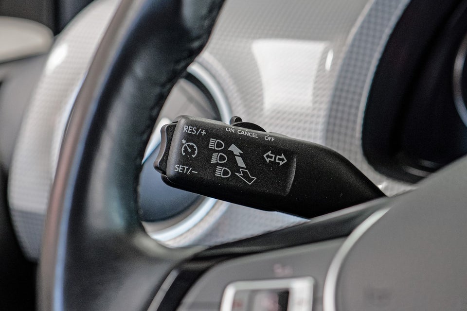 VW e-Up! Style Plus 5d