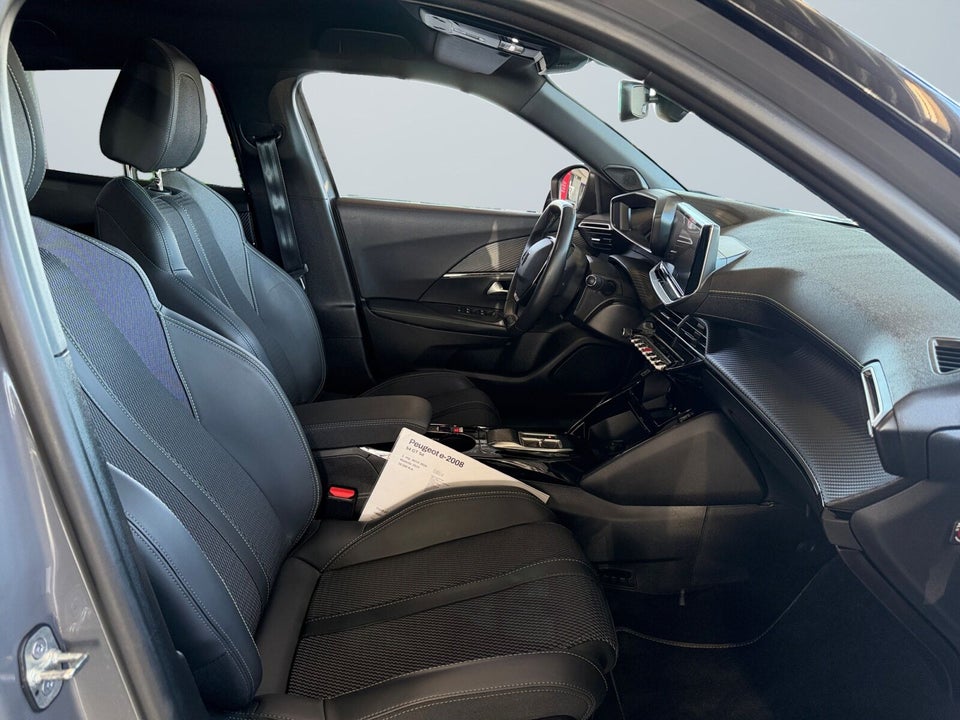 Peugeot e-2008 54 GT 5d
