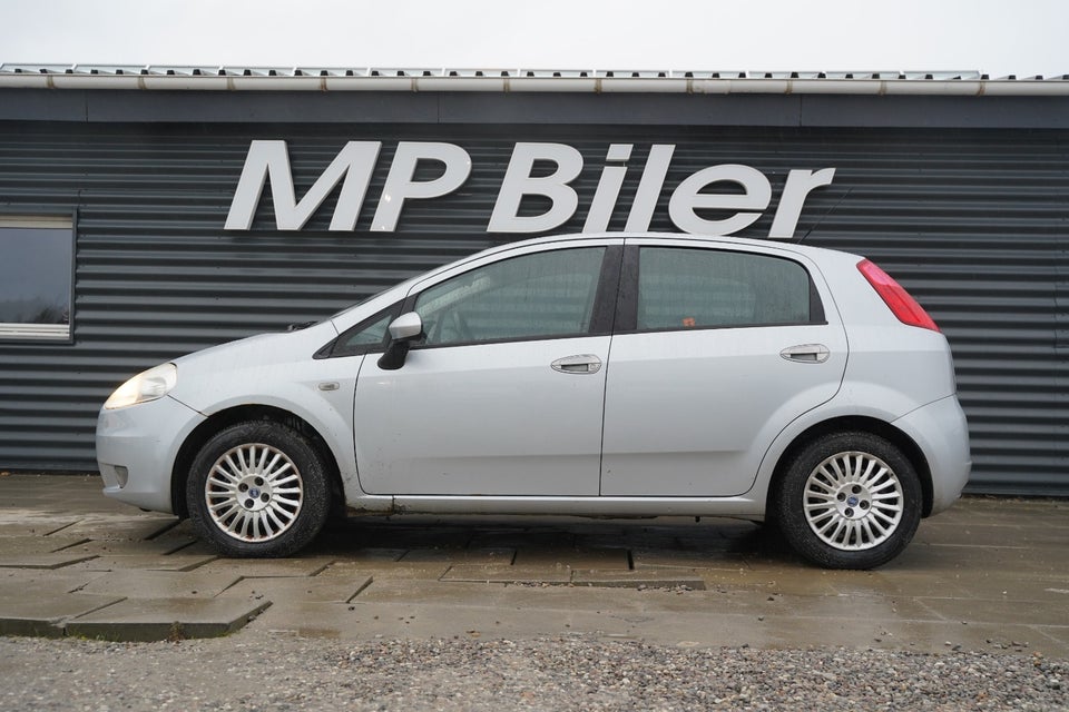 Fiat Grande Punto 1,4 Active 5d