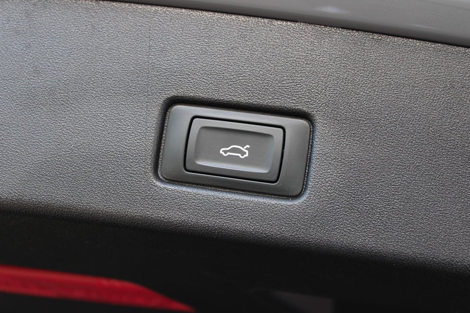 Audi Q4 e-tron 45 quattro 5d