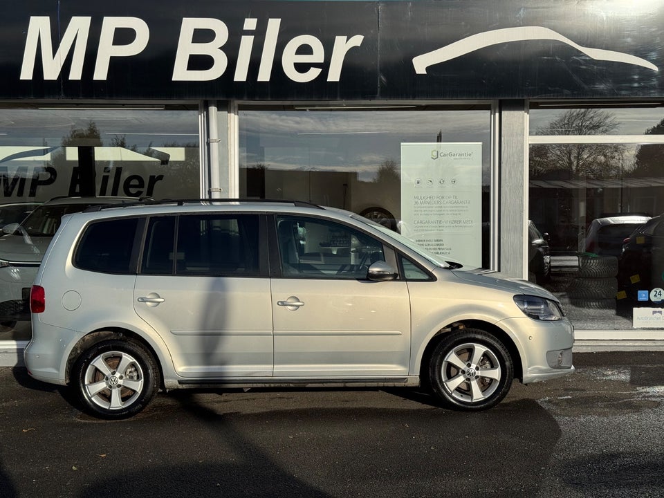 VW Touran 1,6 TDi 105 Comfortline BMT Van 5d