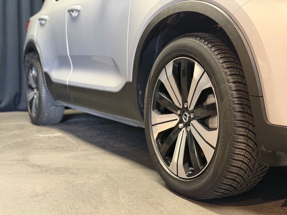 Volvo XC40 ReCharge Plus 5d