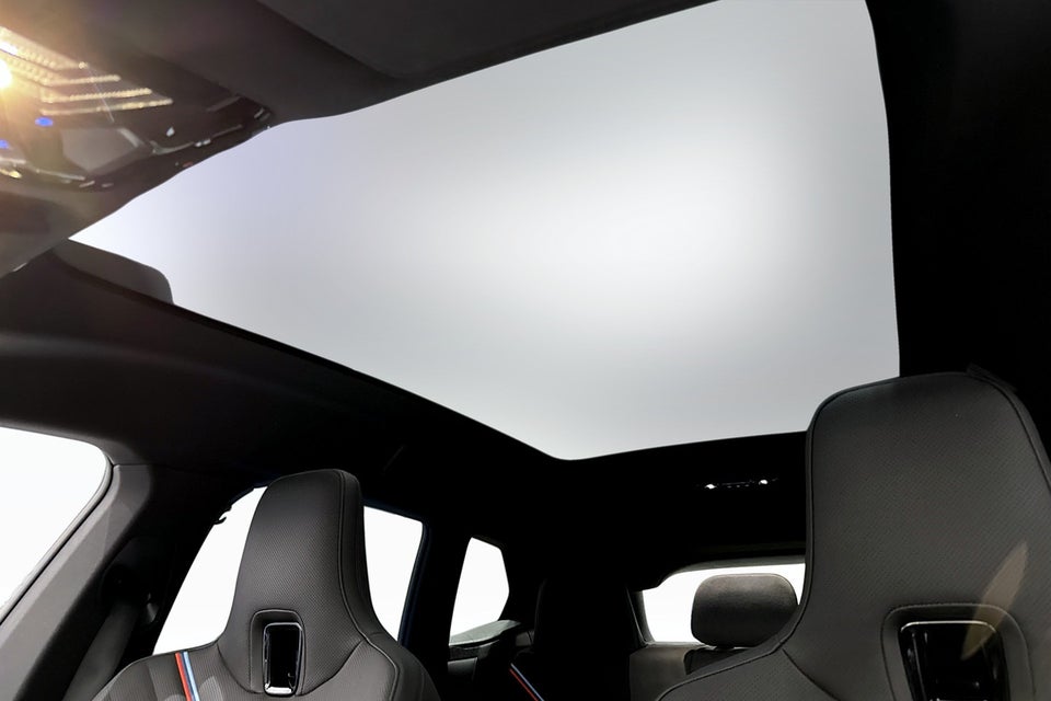 BMW iX xDrive60 Fully Charged 5d