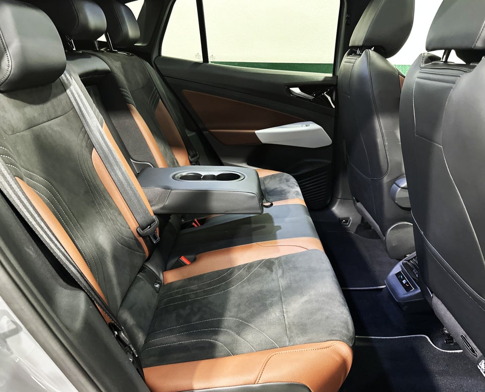 VW ID.4 77 Pro Performance Tech 5d