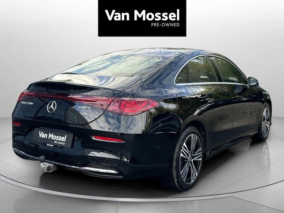 Mercedes CLA250+ electric Progressive Advance Plus 4d