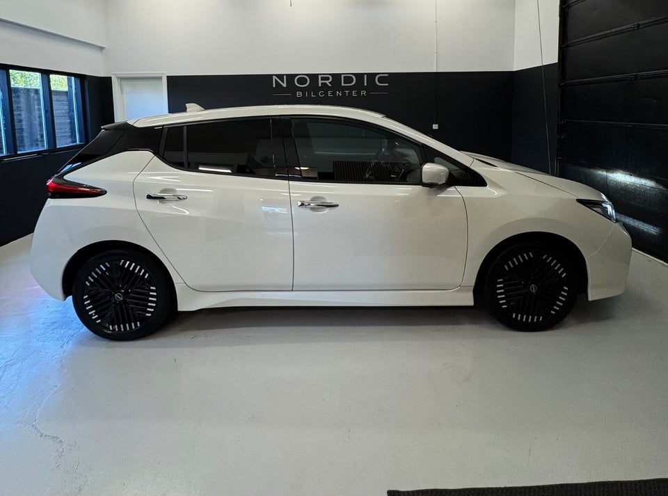 Nissan Leaf 39 N-Connecta 5d