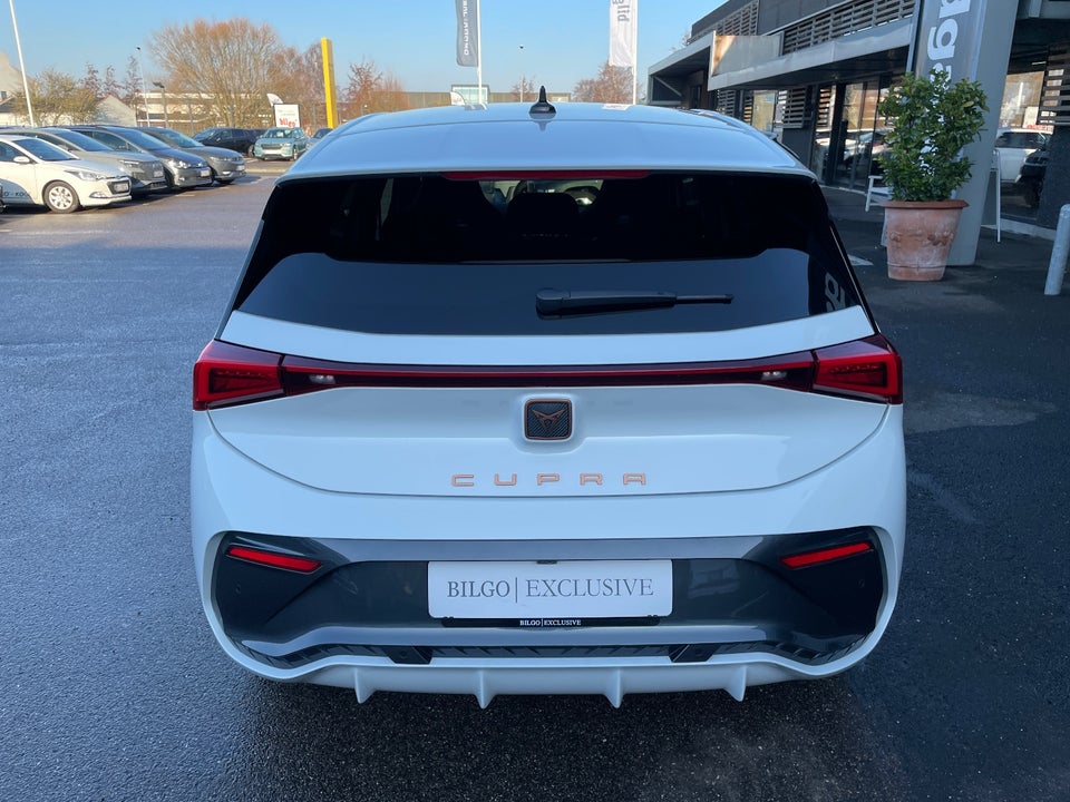 Cupra Born 59 e-Boost 5d