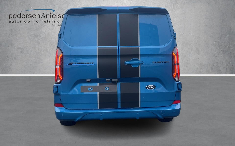 Ford E-Transit Custom 340L 64 Sport