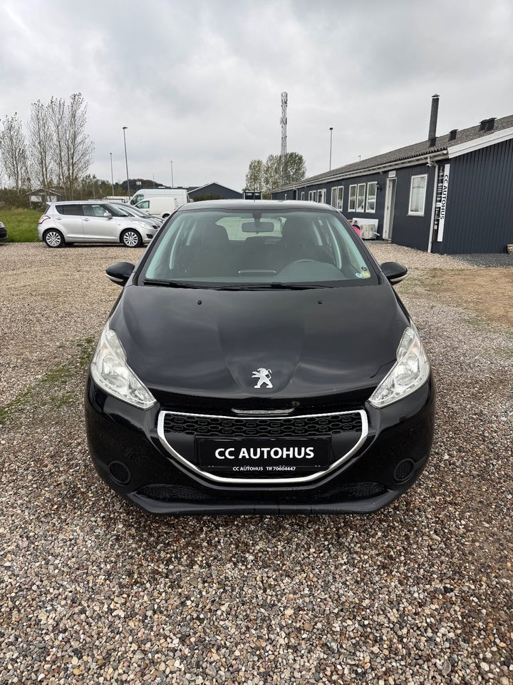 Peugeot 208 1,6 e-HDi 92 Active 5d