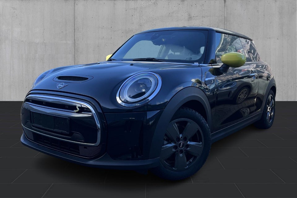 MINI Cooper SE Classic Trim 3d