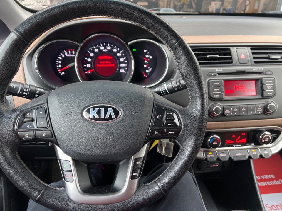 Kia Rio 1,2 CVVT Exclusive 5d