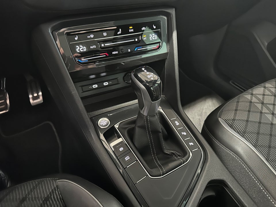 VW Tiguan 1,5 TSi 150 R-line DSG Van 5d
