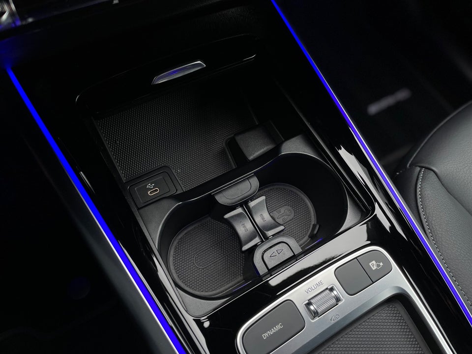 Mercedes EQA350 AMG Line 4Matic 5d