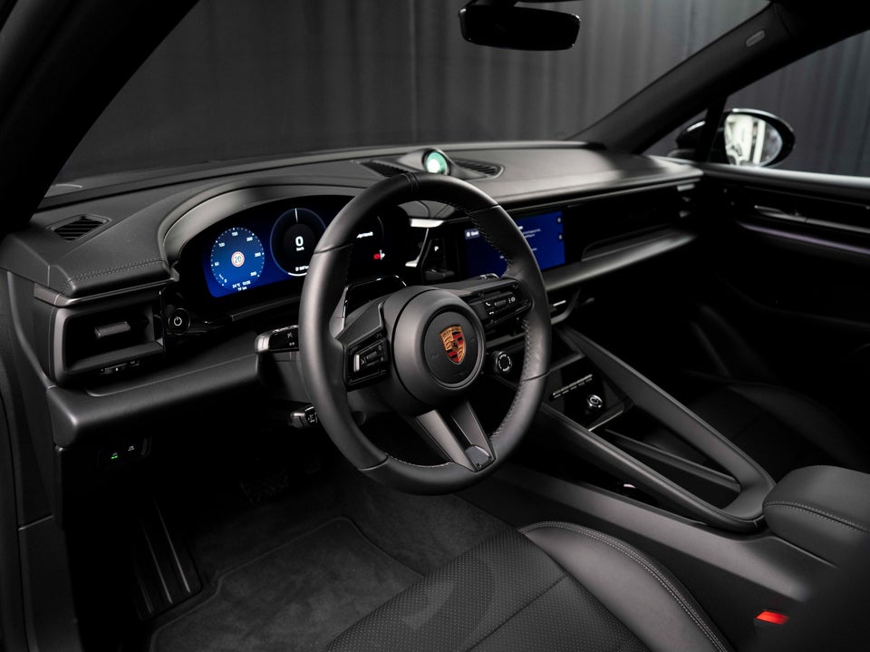 Porsche Macan 5d