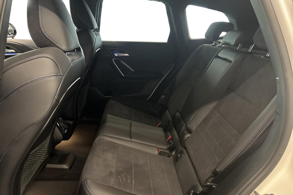 BMW iX1 eDrive20 M-Sport 5d
