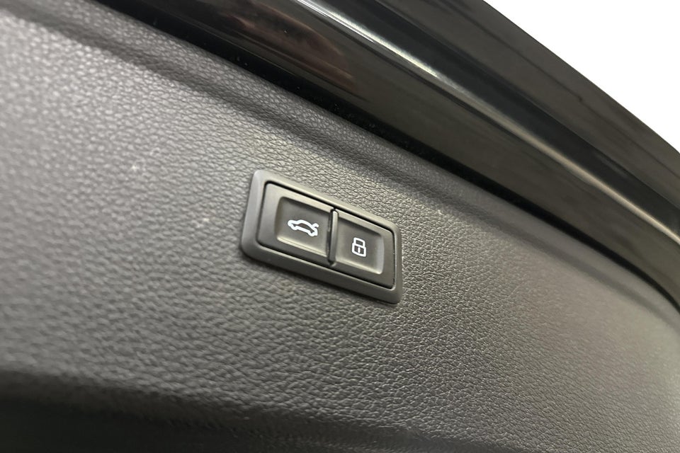 Audi Q5 50 TFSi e Prestige quattro S-tr. 5d