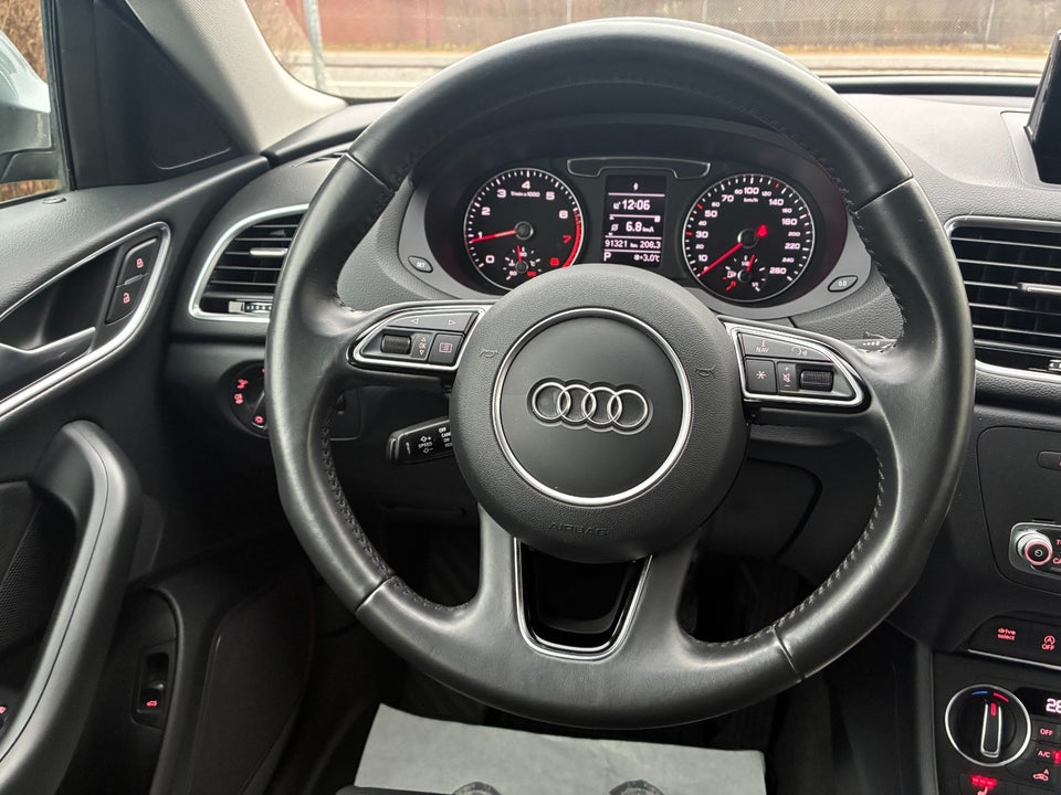 Audi Q3 1,4 TFSi 150 Sport S-tr. 5d