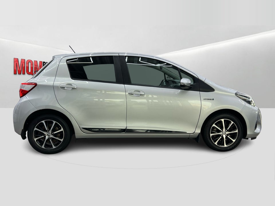 Toyota Yaris 1,5 Hybrid H3 Smart e-CVT 5d